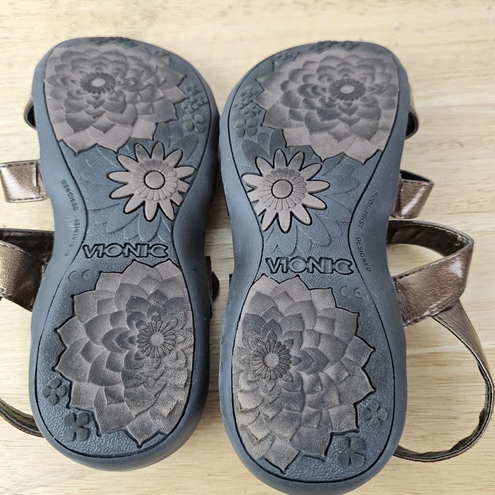 Vionic Cathy Brown Bronze Adjustable Strap‎ Sandals Size 6 Metallic Comfort